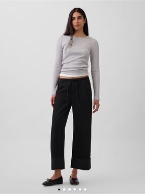Gap Low Rise UltraSoft Easy '90s Loose Crop Jeans